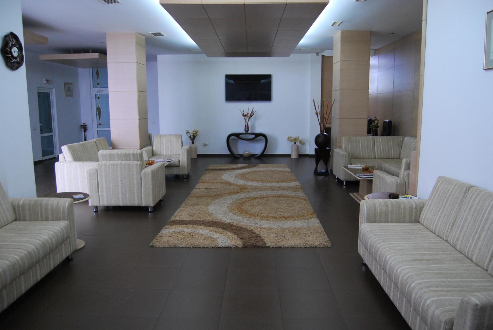 Hotel Maria Constanta Bagian luar foto