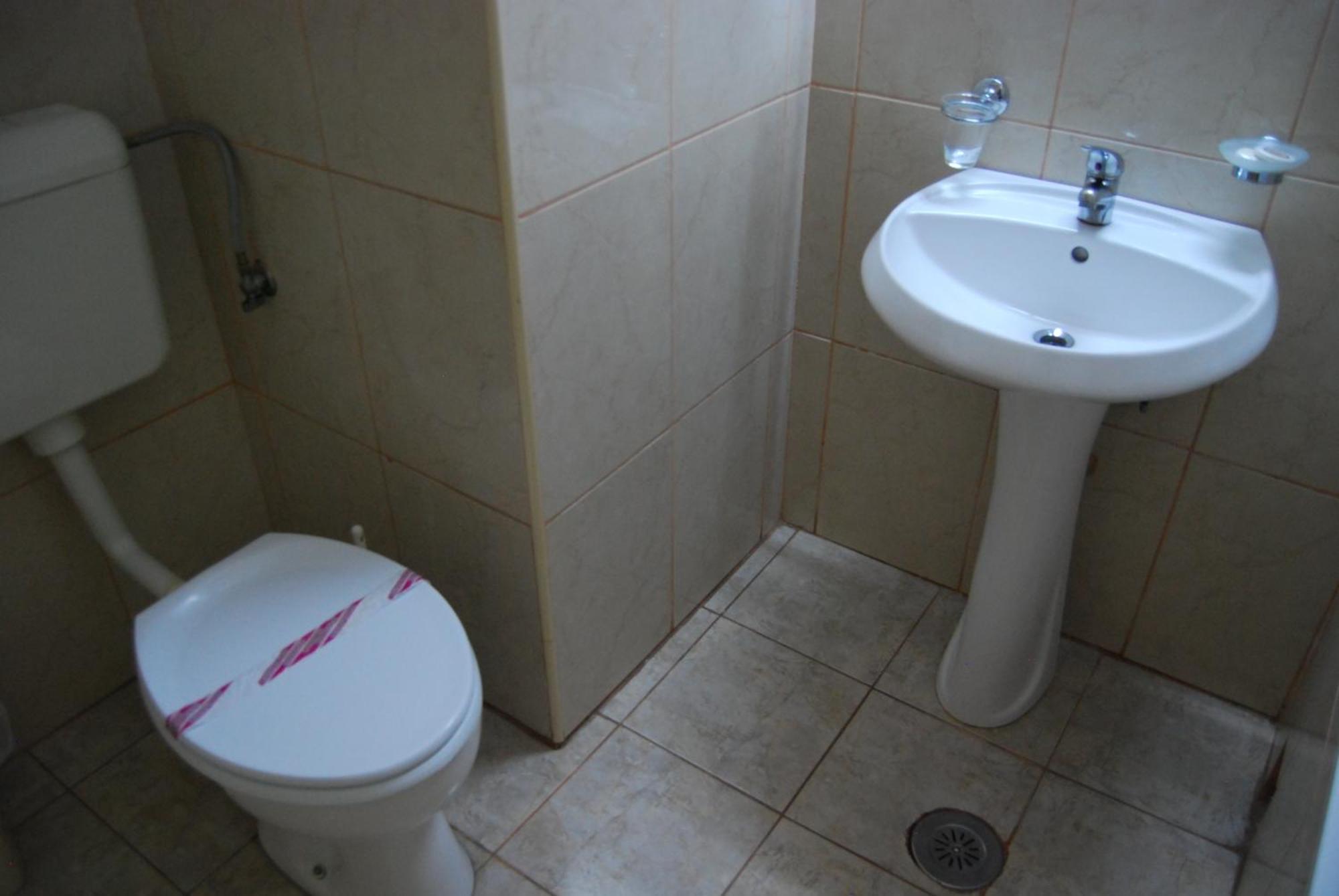 Hotel Maria Constanta Bagian luar foto