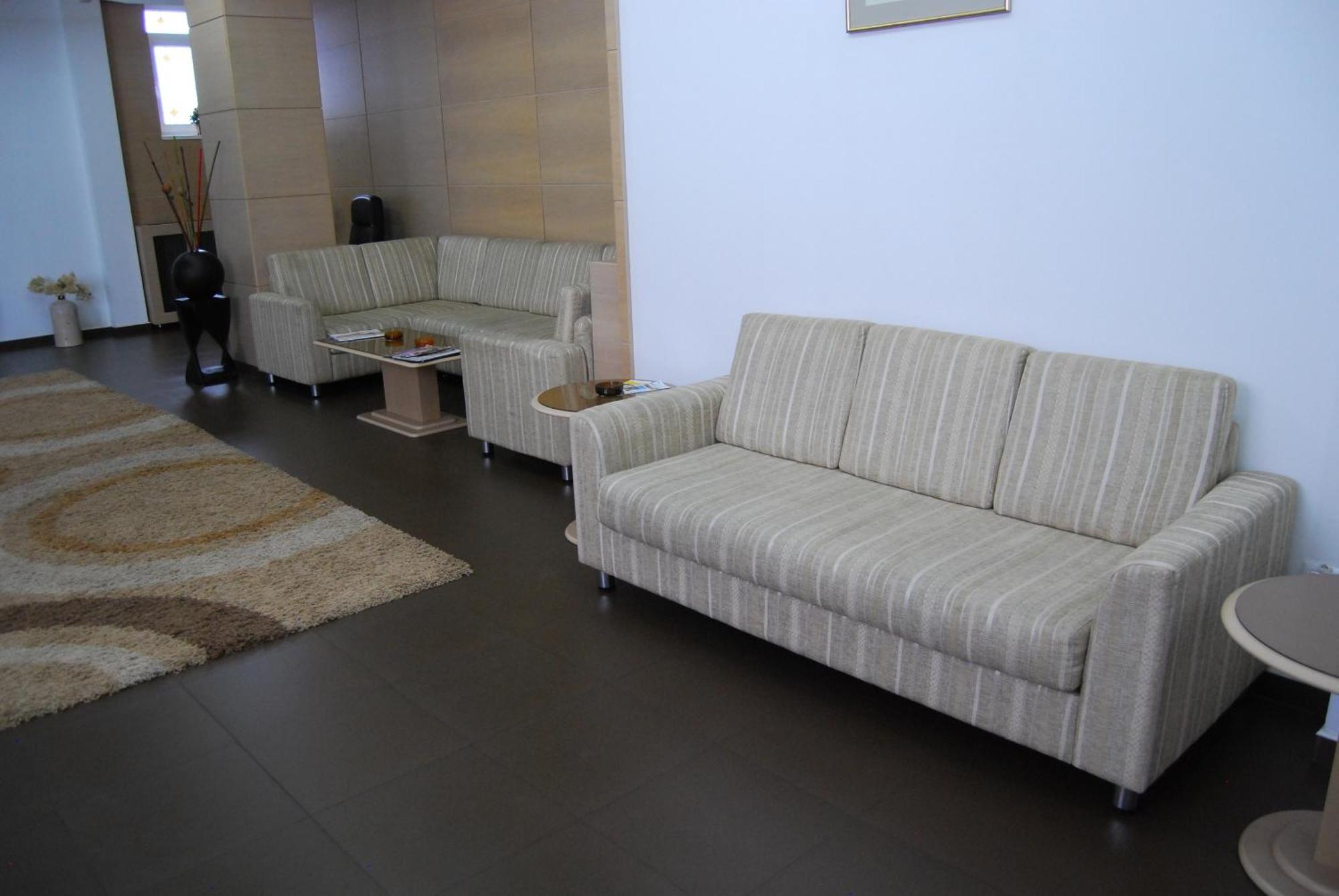 Hotel Maria Constanta Bagian luar foto