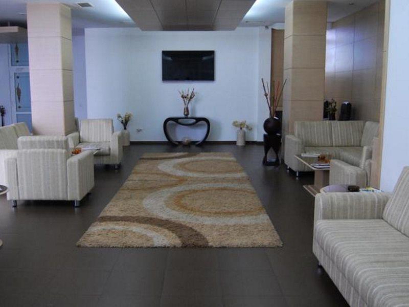 Hotel Maria Constanta Bagian luar foto